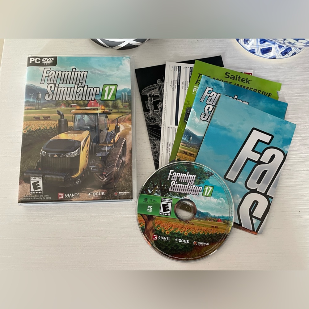 Farming Simulator 17 (PC, 2016)  COMPLETE CIB With poster